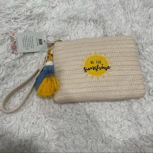 NWT MW- Most Wanted paper straw wristlet bag